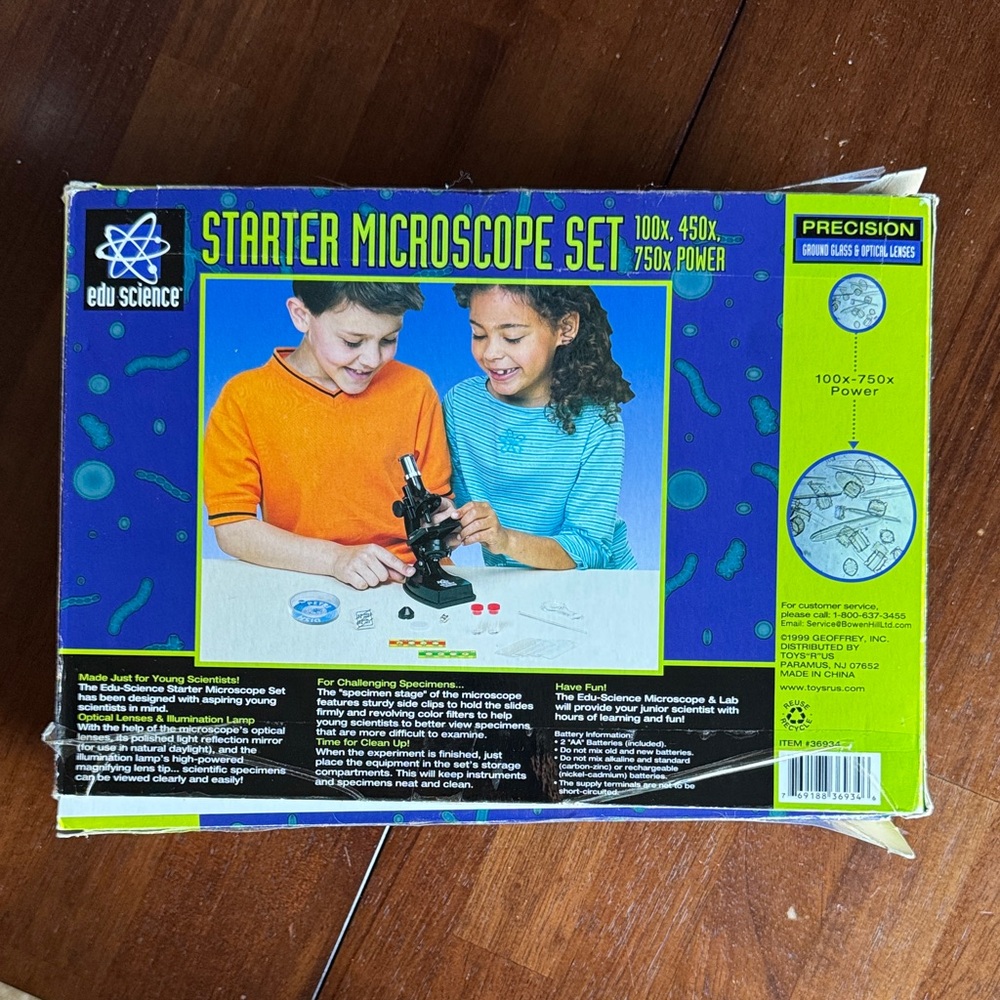 Edu Science Starter Microscope Set - Picture 2 of 4
